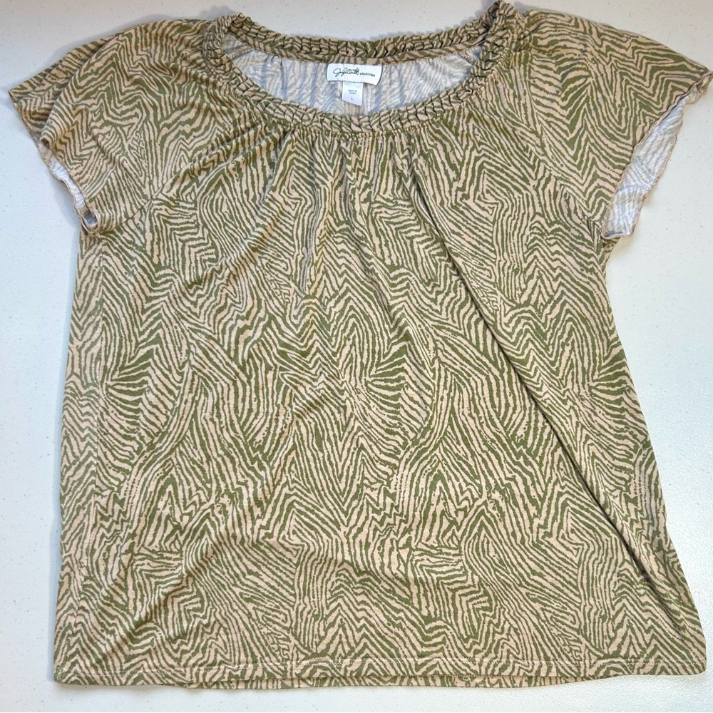 Jaclyn Smith Size Large Jersey Top